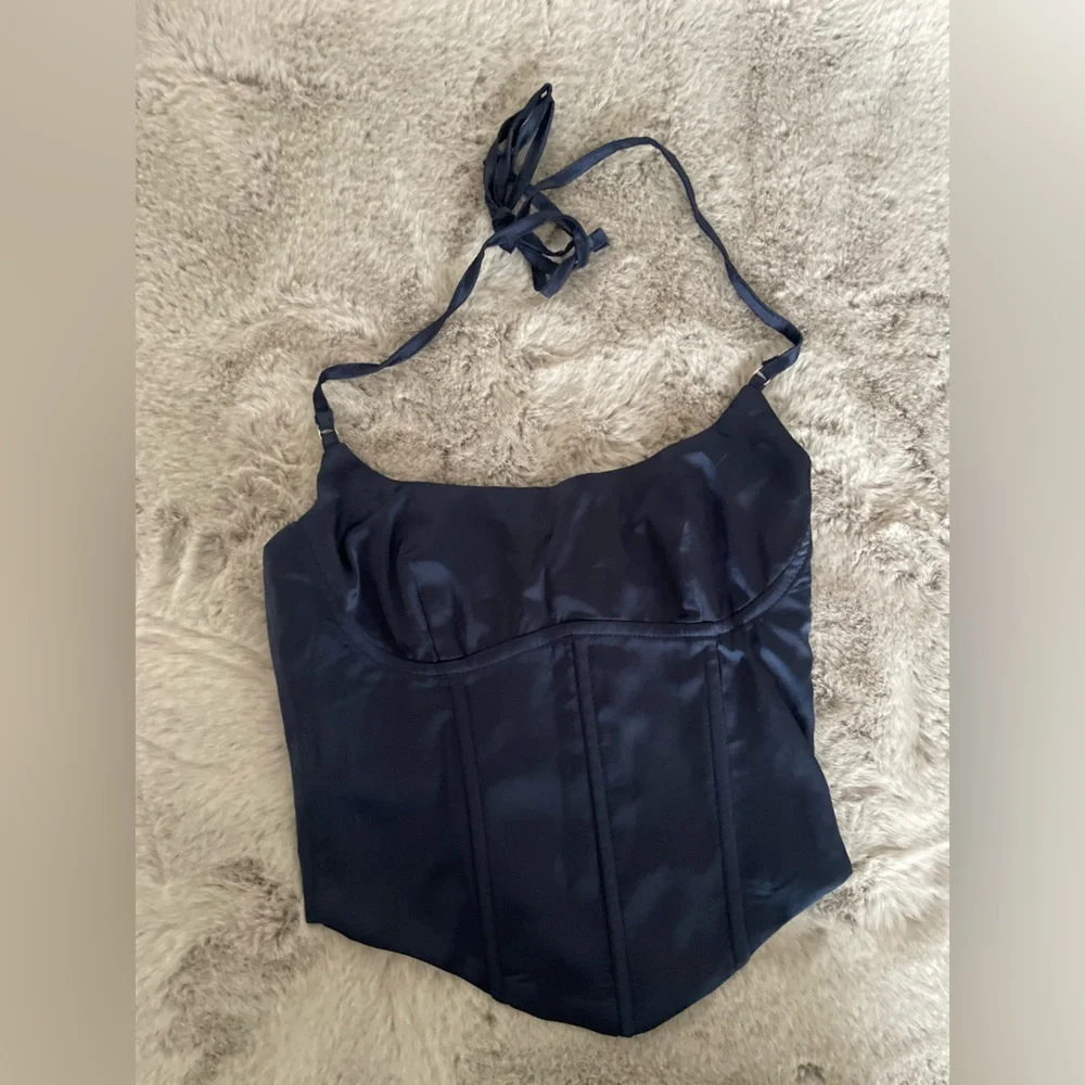 NWT Edikted Kelsey Navy Satin Corset Top - XS - Picture 2 of 5